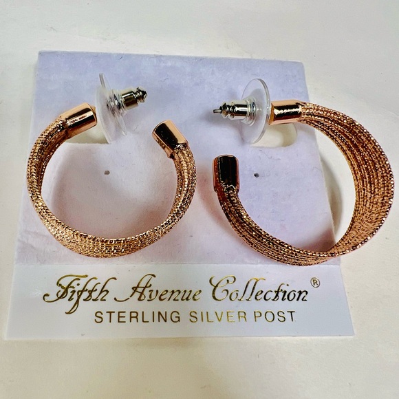 Fifth Avenue Collection Rose Gold Textured Hoop Earrings Moni Rays - Picture 3 of 8